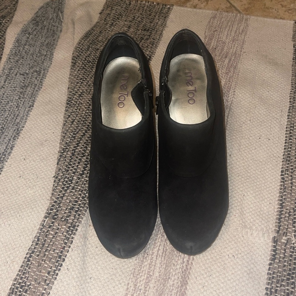 Me Too suede booties- black size 7